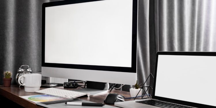 Quelle taille d'écran choisir pour un usage professionnel ?